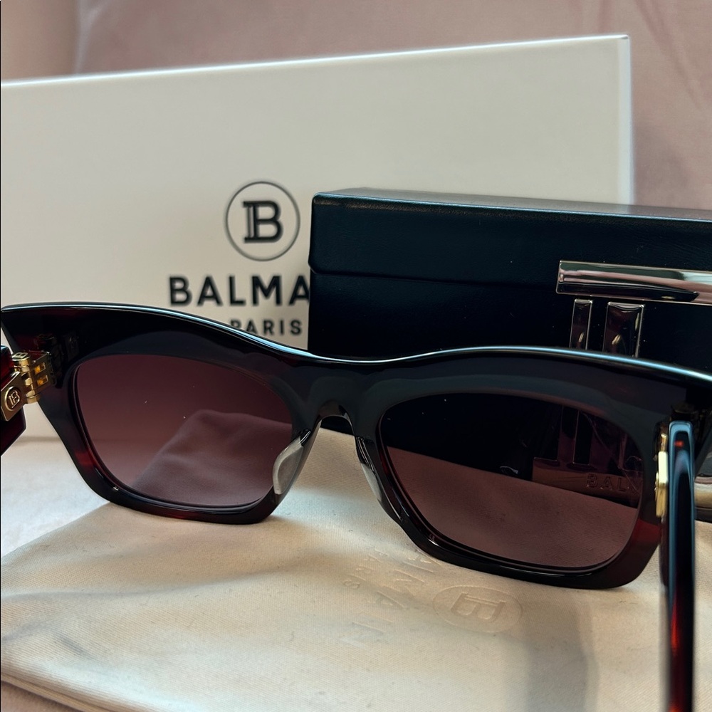 Balmain Paris Sunglasses Tortoise Shell With Gold… - image 3